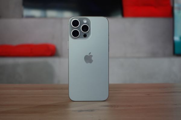 Продажи Apple iPhone 16 стартовали в Москве